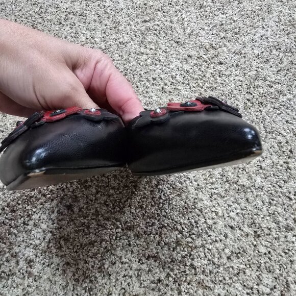 Coach Black Flower Applique/Embellished Flats Size 9.5B FG1862 - Picture 3 of 4